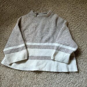 Banana Republic White and Tan Turtleneck Sweater